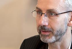 Alastair McLellan