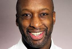 Dr John Chinegwundoh