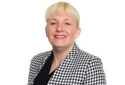 Tracey Wrench headshot