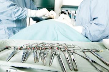 3002939 surgery equipment surgeon theatre