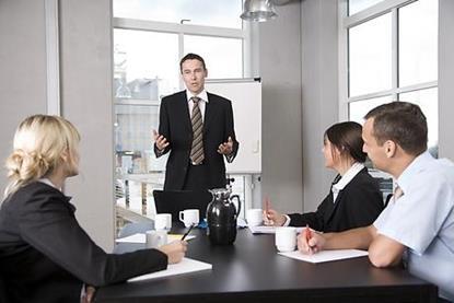 manager_management_meeting_presentation.jpg