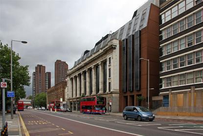 Wellington_House,_Waterloo_Road_-_geograph.org.uk_-_907945