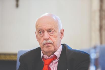 Roger KLine