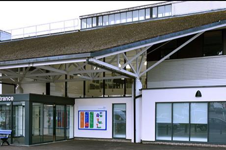 Conquest-Hospital-main-entrance