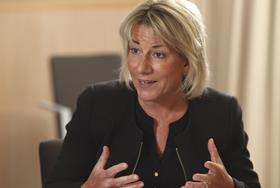 Highly regarded CEO to step down